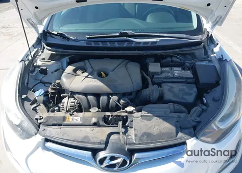 2015 Hyundai Elantra Se z USA, uszkodzony, nr VIN 5NPDH4AE0FH599473